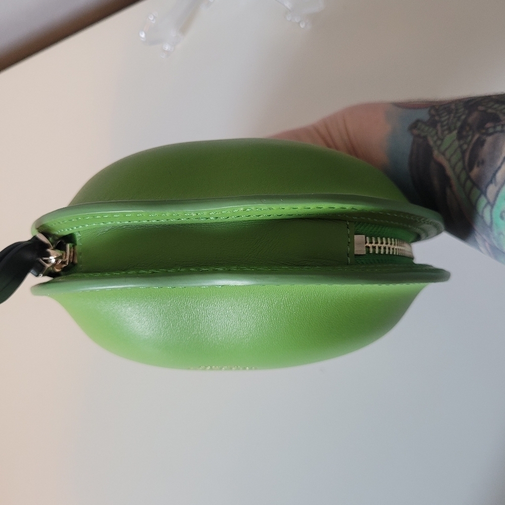 Kate Spade Picnic Apple Crossbody, Brand New - Picture 12 of 13